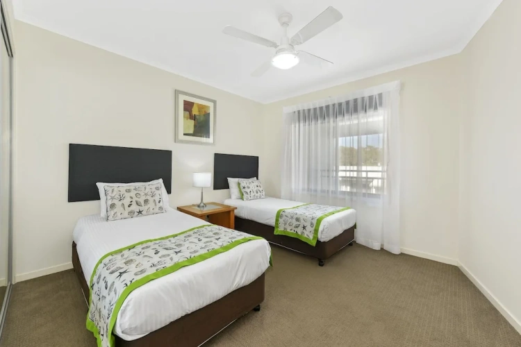 2 Bedrooms Premier Apartment with balcony