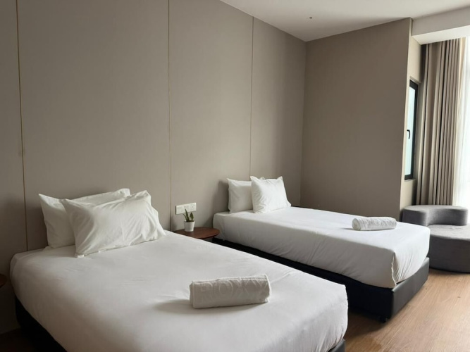 Roxy Hotel & Apartment Lawas