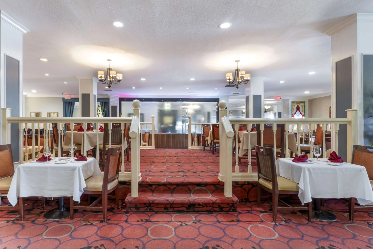 Best Western Plus Grosvenor Airport Hotel photo 32