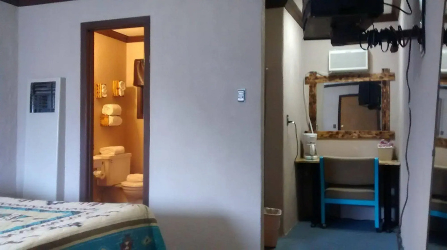 Adobe Sands Motel