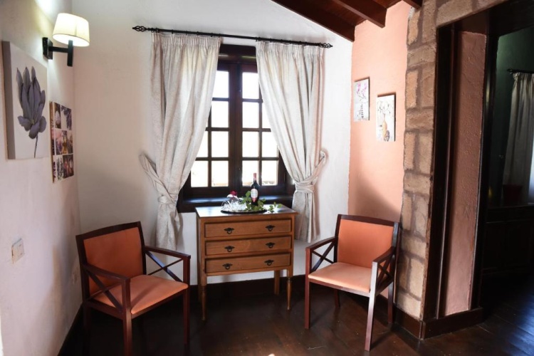 3 Bedrooms Apartment