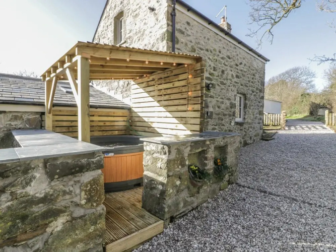 Owl Cottage