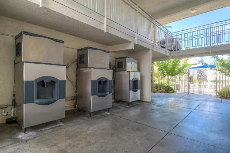 Tropicana Stays By Townhouse