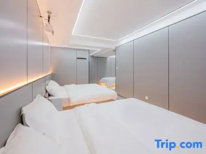 Standard Quintuple room