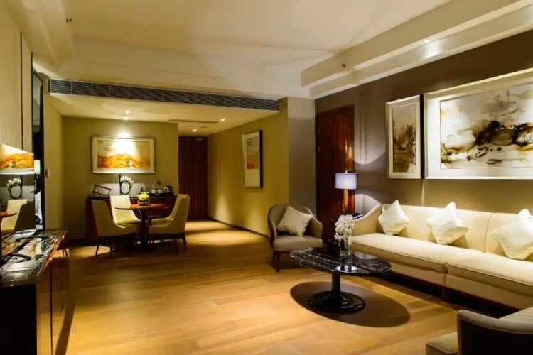 Deluxe Double Suite