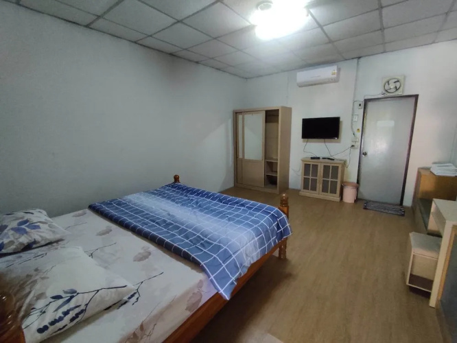 Pueng Luang Hotel