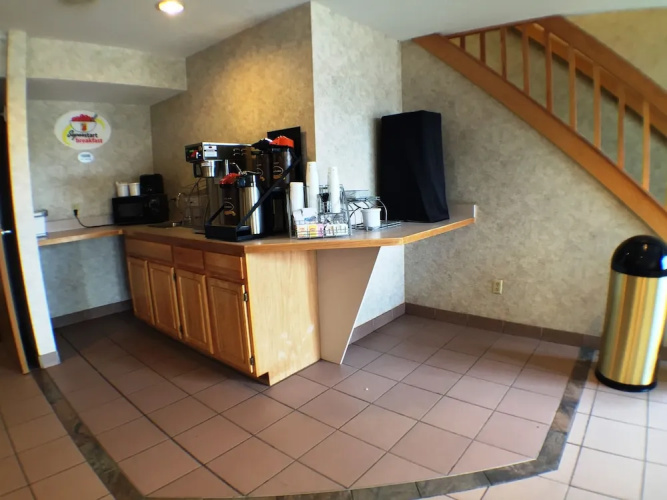 Super 8 Canandaigua