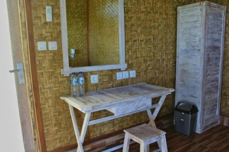 Atuh Forest Cottage