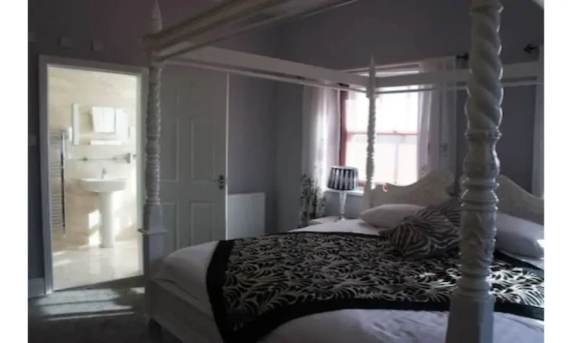 1 Bedroom Deluxe Double room