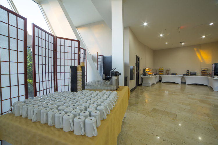 Nuvo Suites Hotel photo 23