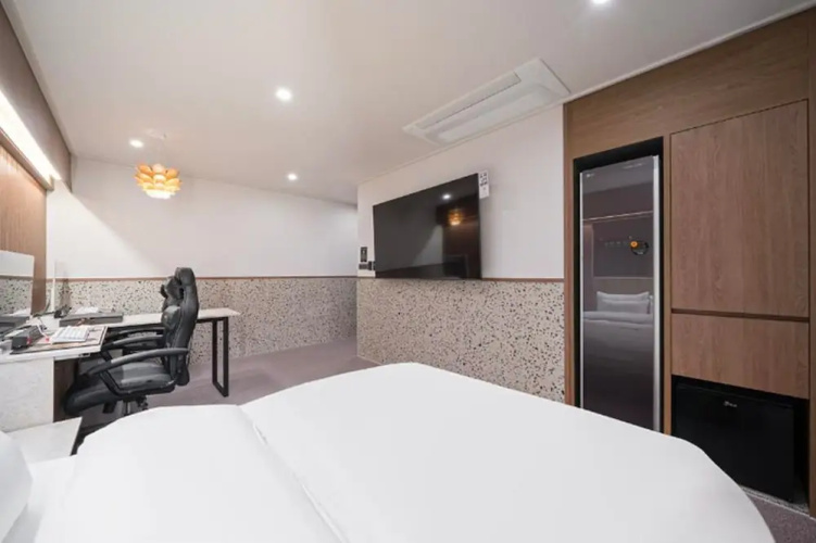 Andong Brown Dot Okdong Branch