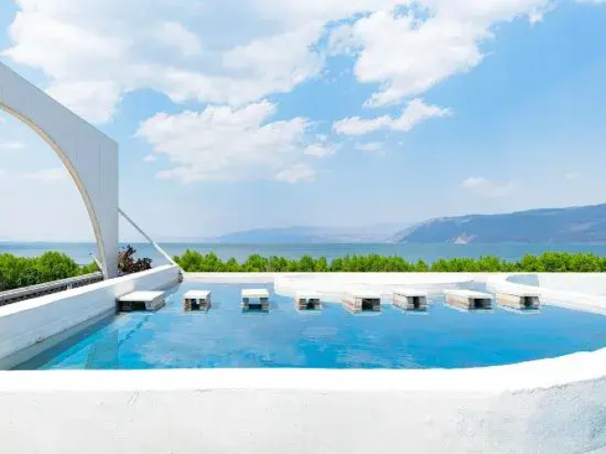 Dali Tingfengzhe Seascape Hotel