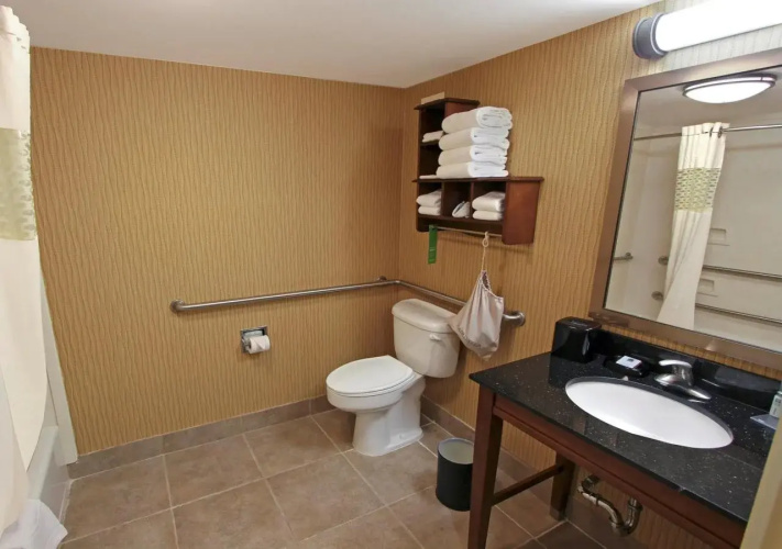 Hampton Inn Birmingham Colonnade