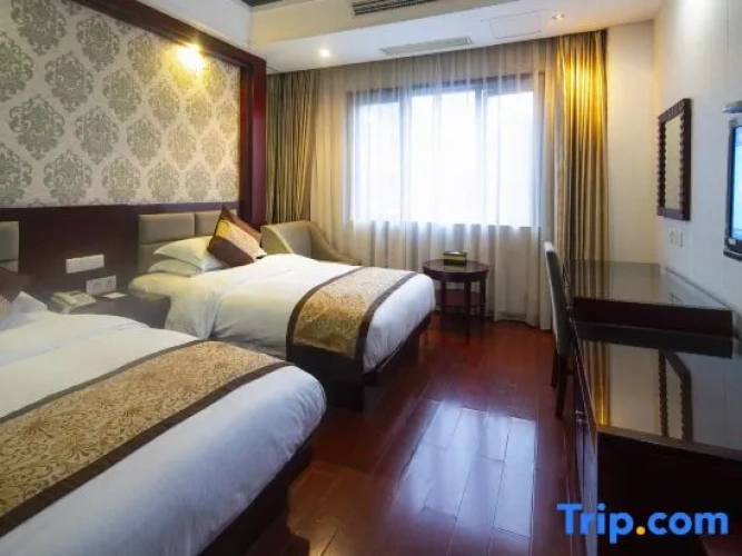Standard Double room with balcony and with lake view