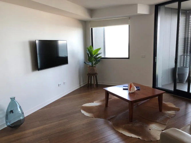 Hotel 77