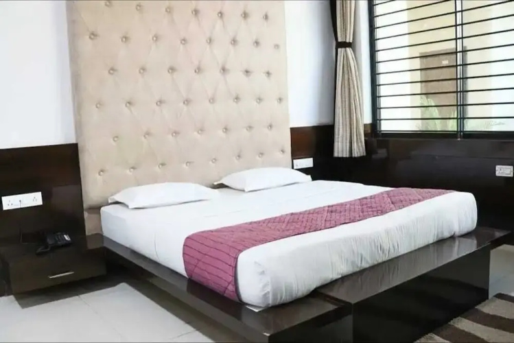 Hotel Shivani Resort