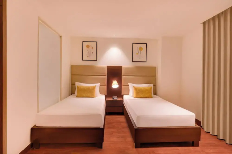 Lemon Tree Hotel, Noida