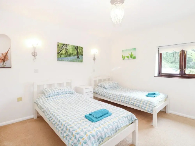 Lowbrook Cottage