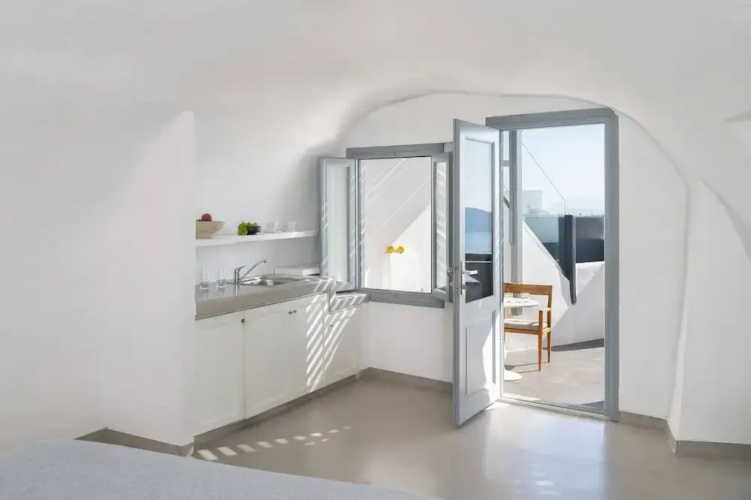 Hommage Suites With Caldera View & Hot tub