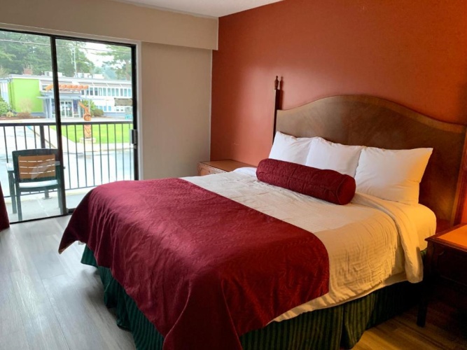 Standard Double room with balcony and with view