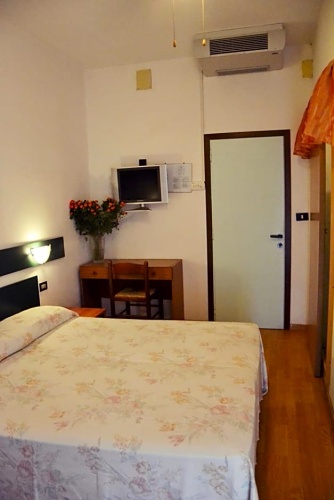 Standard Double room with sea view