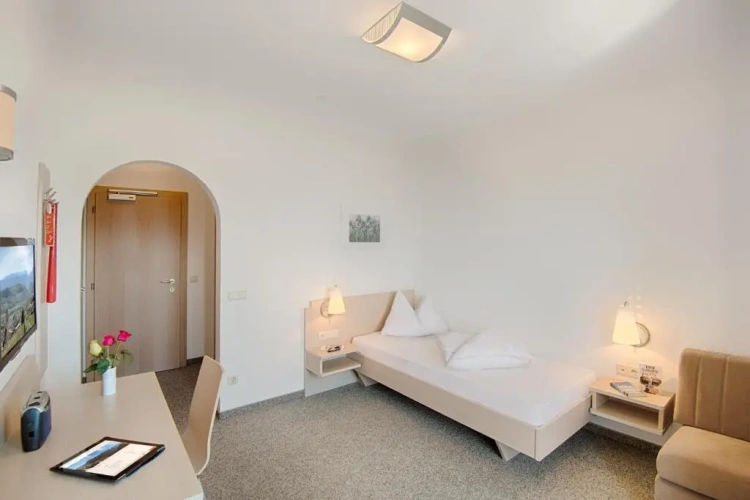 Standard Double room with balcony and with view