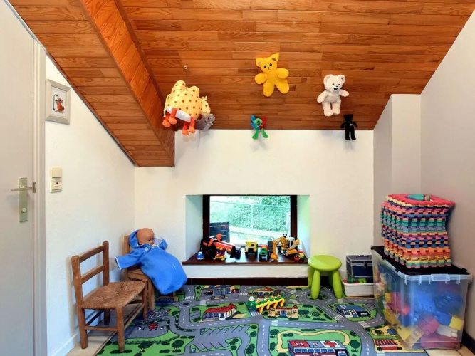 A Charming and Comfortable Renovated House With Garden and a Large Terrace