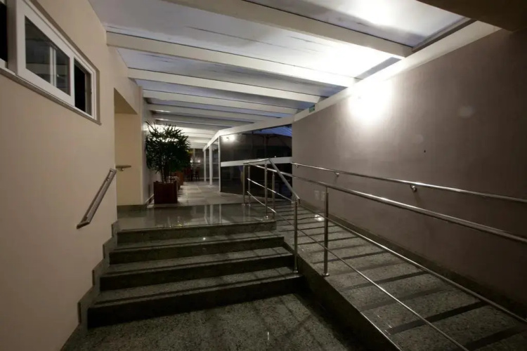 Oitis Hotel
