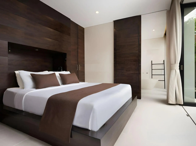 eqUILIBRIA SEMINYAK