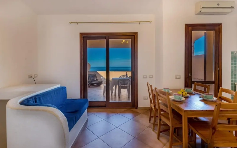 2 Bedrooms Villa