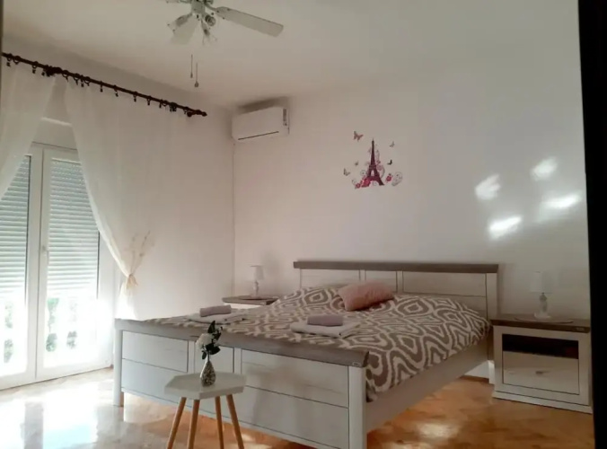 Apartments Tomislav