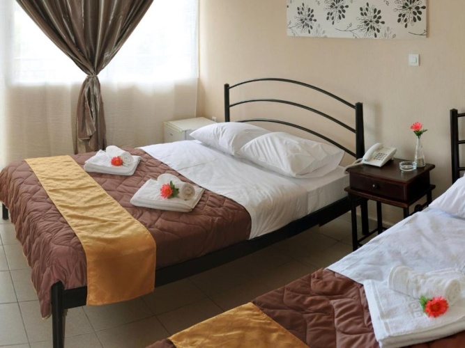 Standard Double Basement room