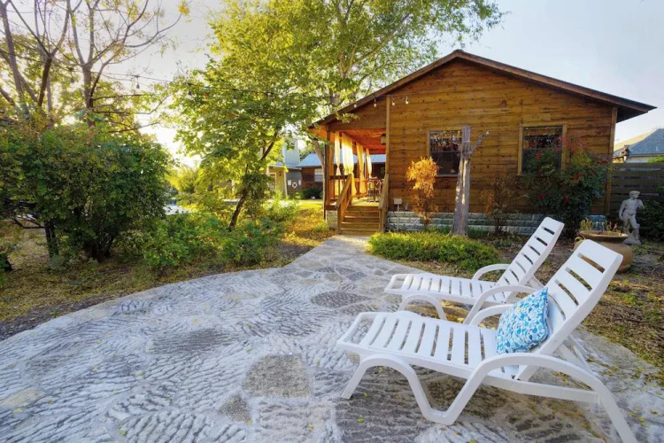 Cypress Creek Cabin Stay for 6 - Pool, Hot Tub