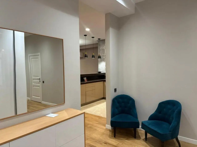 2 Bedroom Apt on Republic Square
