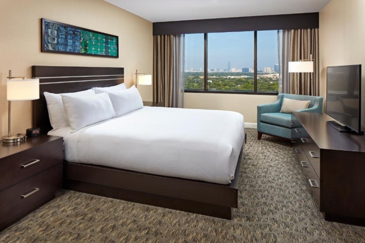 1 Bedroom Double Accessible Suite