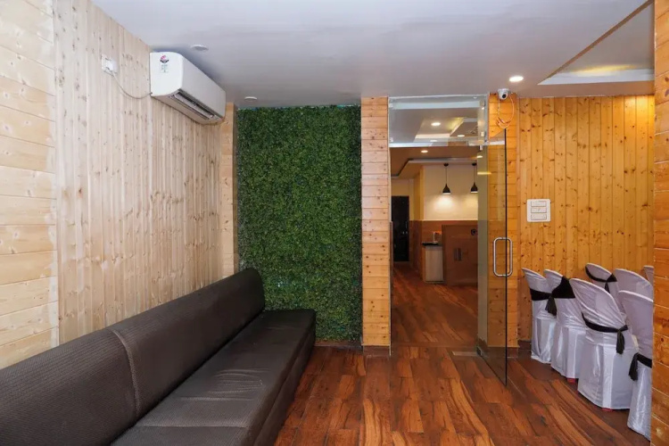 Happy Stay by OYO Rooms