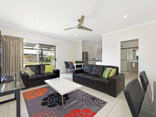 3 Bedrooms Executive Villa