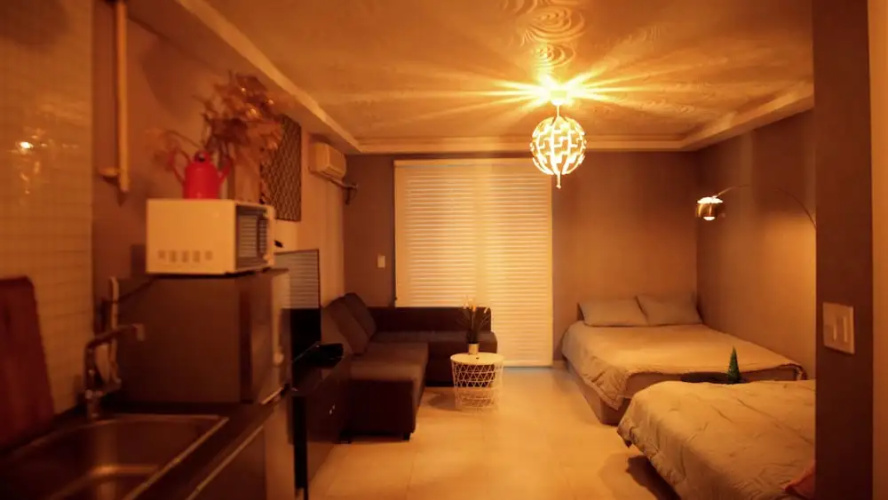 Hongdae PR. Modern Studio.