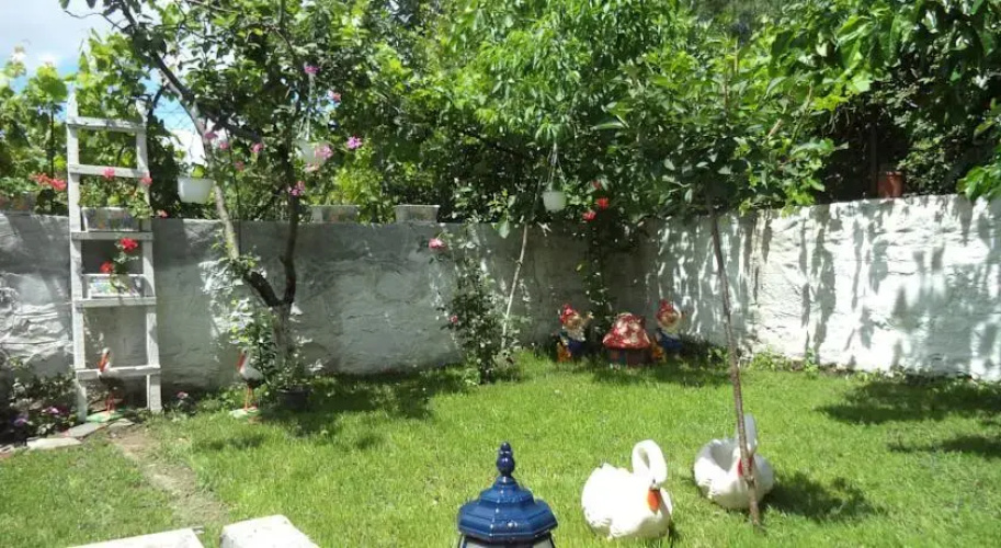 Beyaz Ev Gokceada
