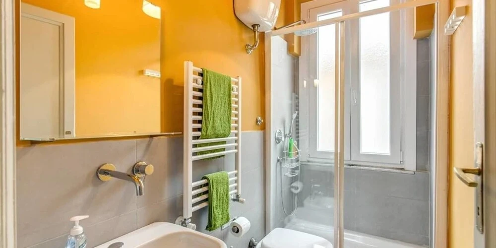 3 Bedrooms Apartment
