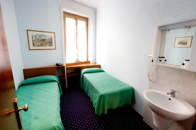 Twin room