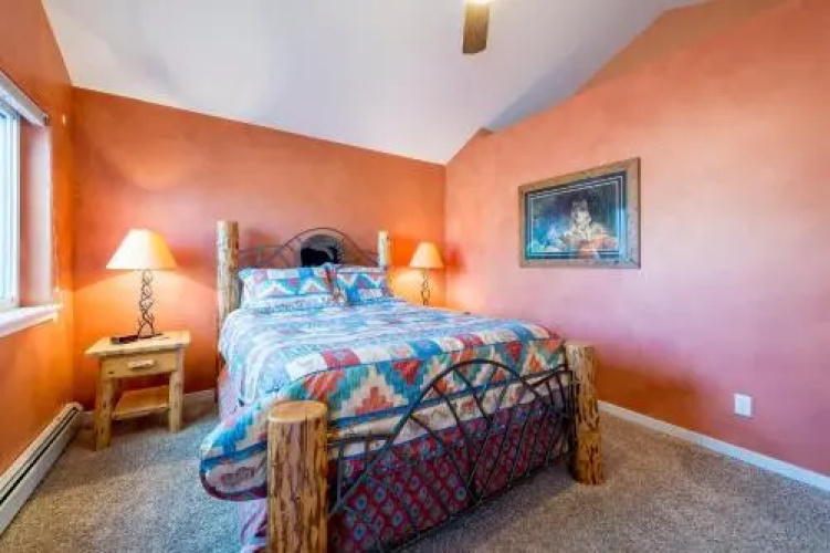3473 Sunburst Ct - 3 Br Condo