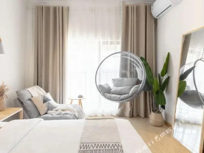 1 Bedroom Triple Suite