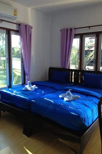 2 Bedrooms Bungalow
