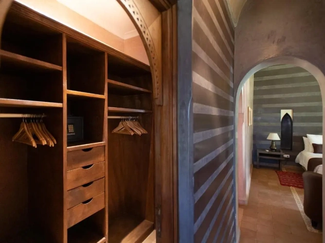 Deluxe Twin Suite