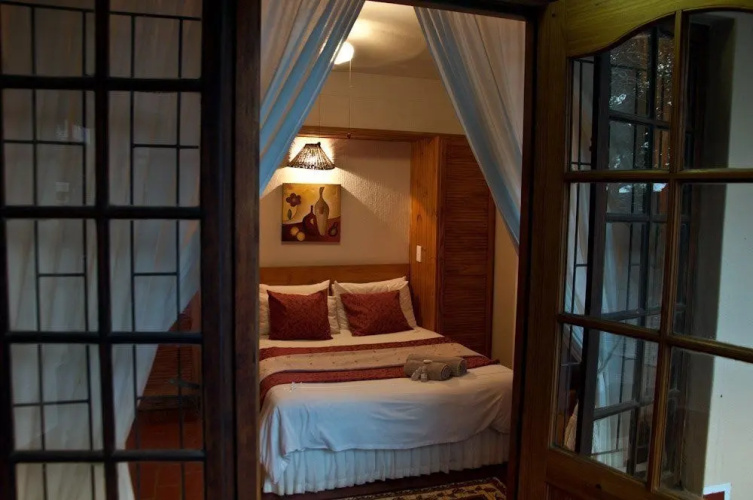 Woodpecker Inn