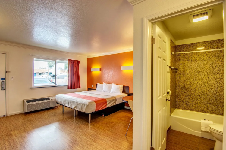 Motel 6 Manteca, CA