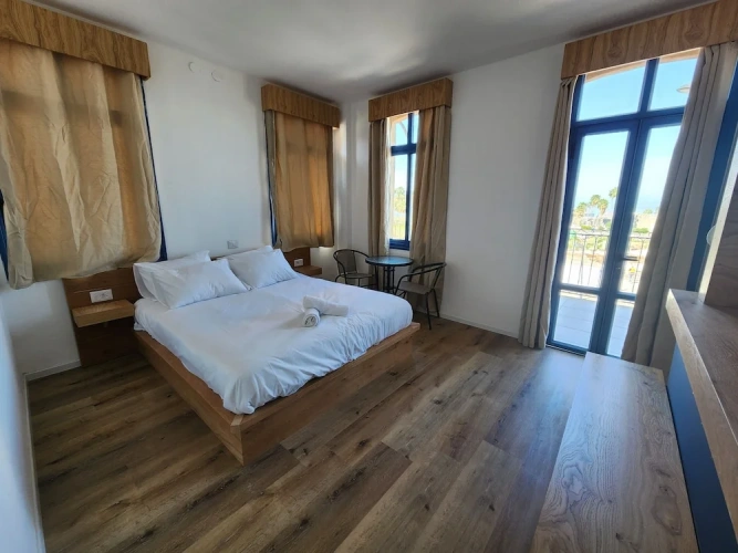 Double Studio with balcony and with lake view