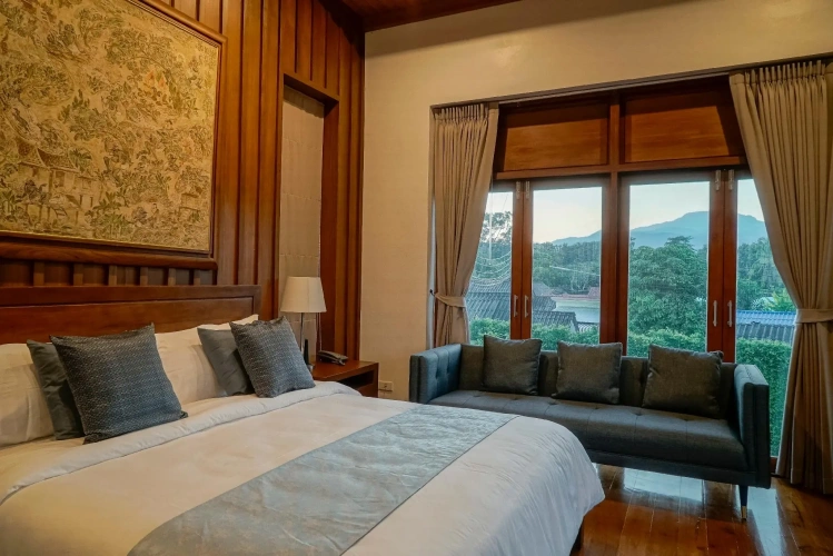 Grand Double Villa