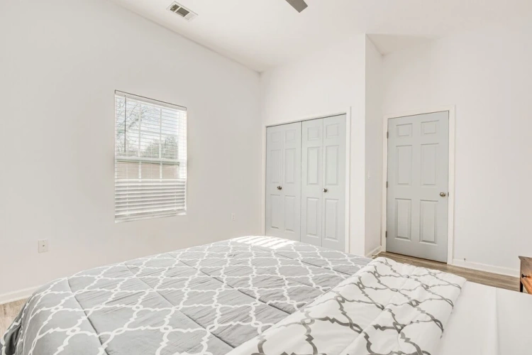 4 Bedrooms Standard room